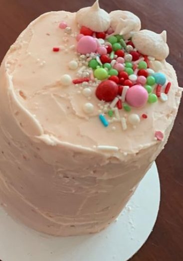 Easy Pink Champagne Cake